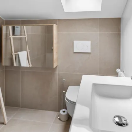 Attique Renove Avec Jacuzzi 6 Pers A Apartment