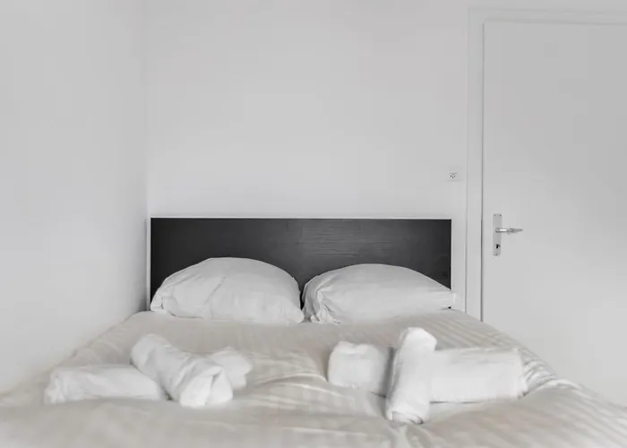 Attique Renove Avec Jacuzzi 6 Pers A Apartmán Savièse